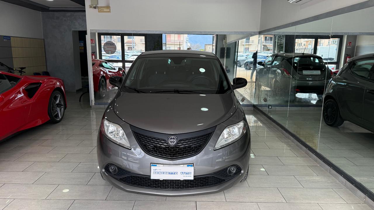 Lancia Ypsilon 1.2 69 CV 5 porte GPL