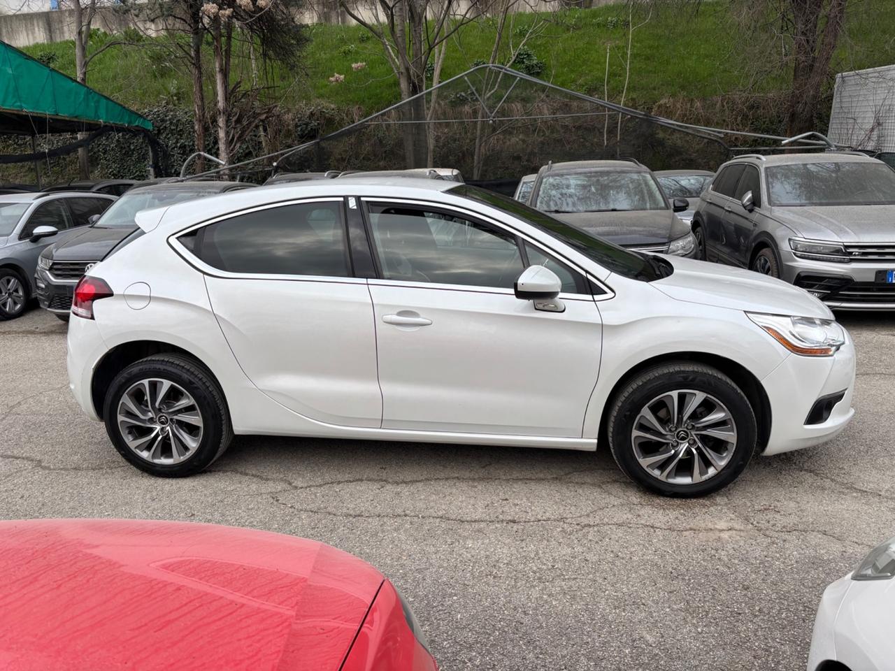 Citroen DS4 1.6 e-HDi 110cv So Chic OK Neopatentati