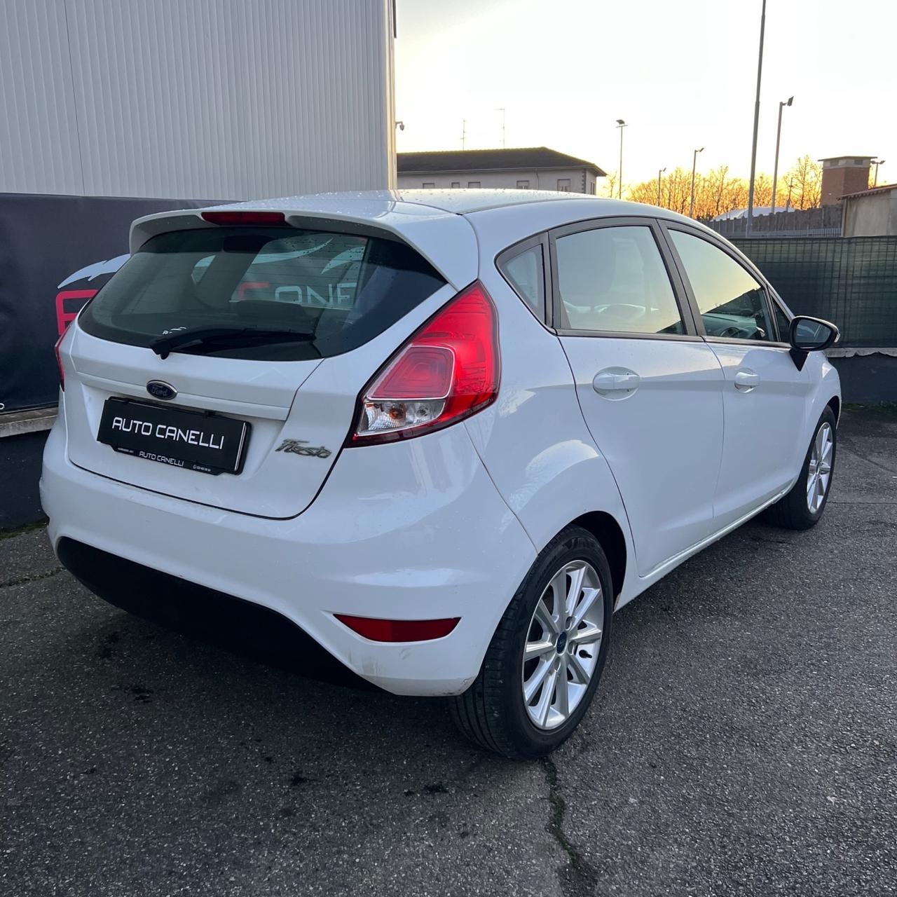Ford Fiesta 1.5 TDCi 75CV 5 porte Titanium