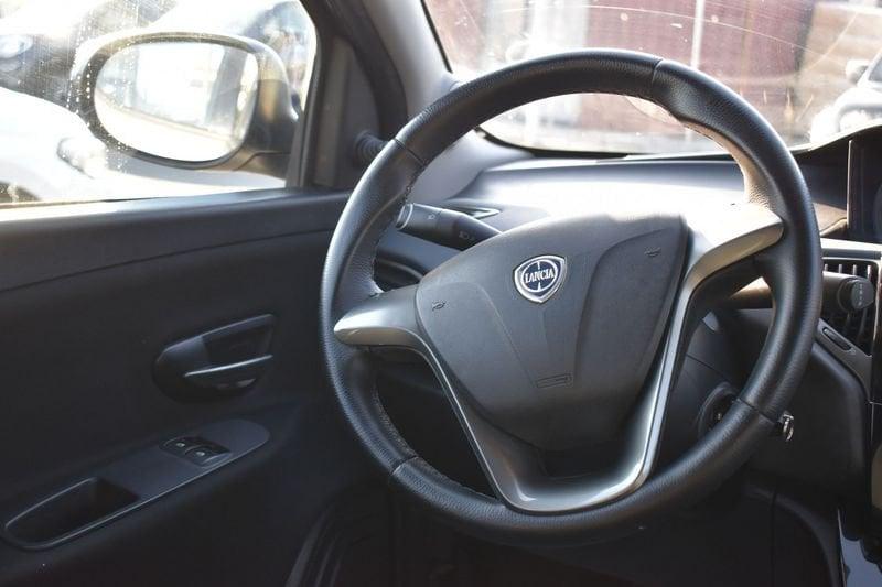 Lancia Ypsilon Ypsilon 1.2 8v Gold ecochic Gpl 69cv