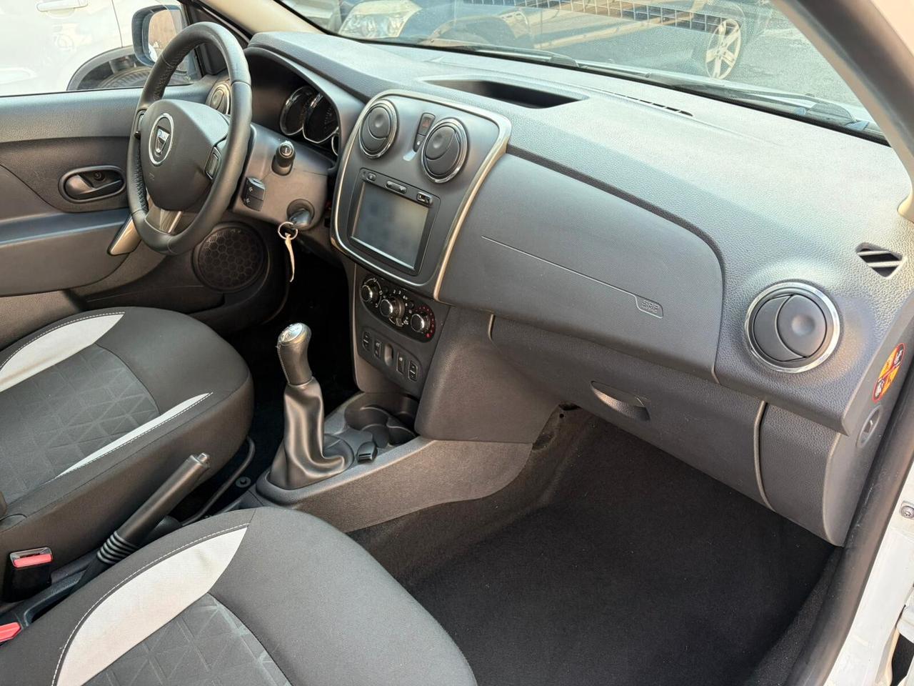 Dacia Sandero 900 TCe 12V 90CV Lauréate*EURO5*NEOPATENTATI