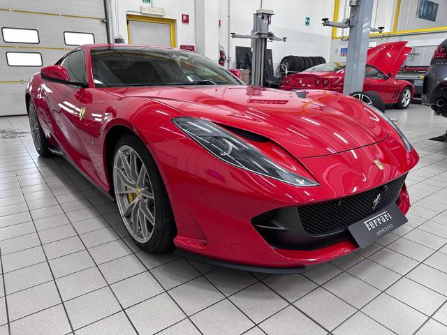 FERRARI 812 Superfast