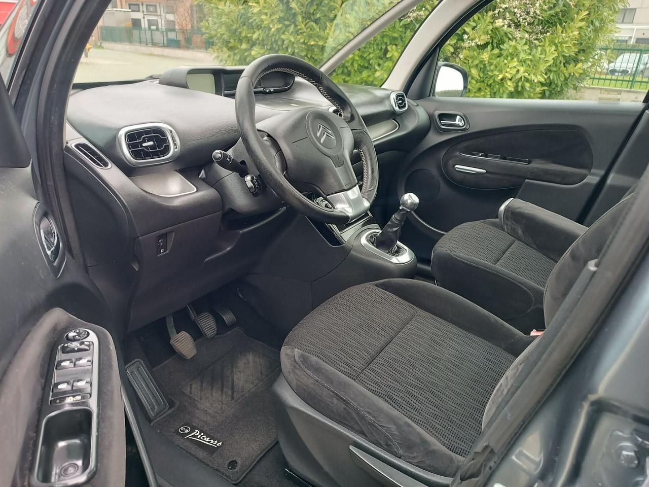 Citroen C3 Picasso 1.4 VTi 95 Exclusive Style neopat