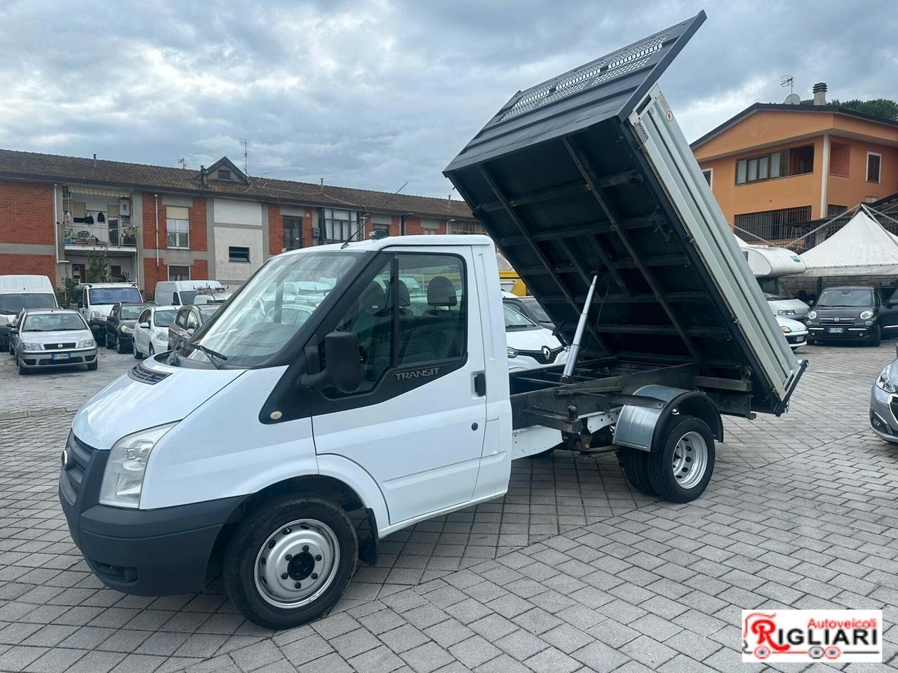 Ford Transit Ribaltabile Trilaterale – Gemellato – 73.098 km Certificati
