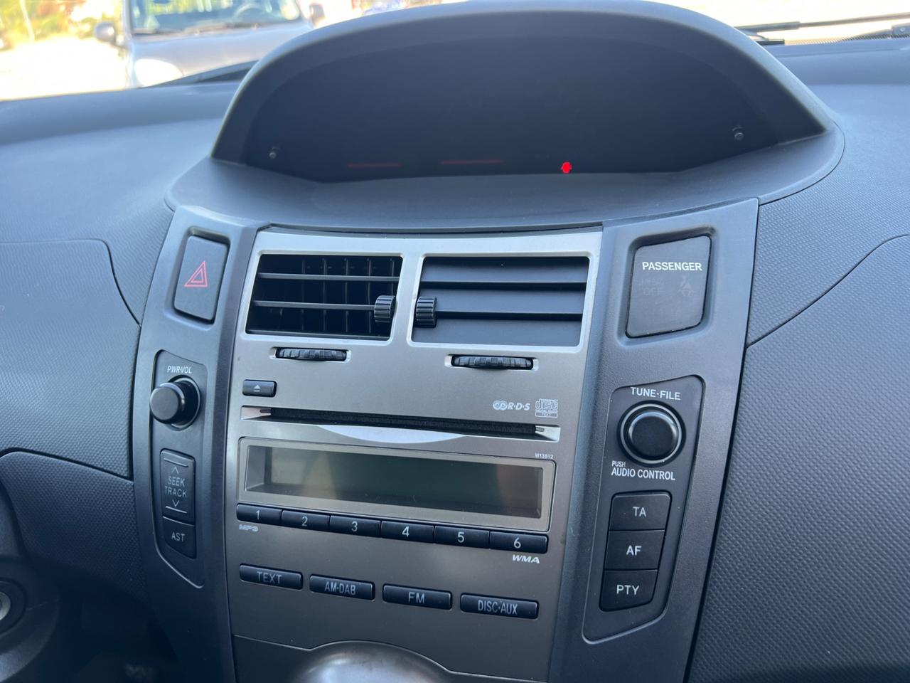 Toyota Yaris 1.3 5 porte Sol