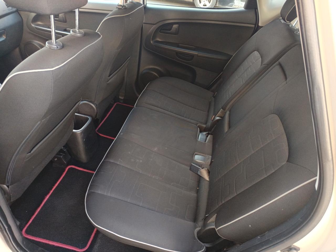 Kia Venga 1.4 CRDi 90CV WGT EX