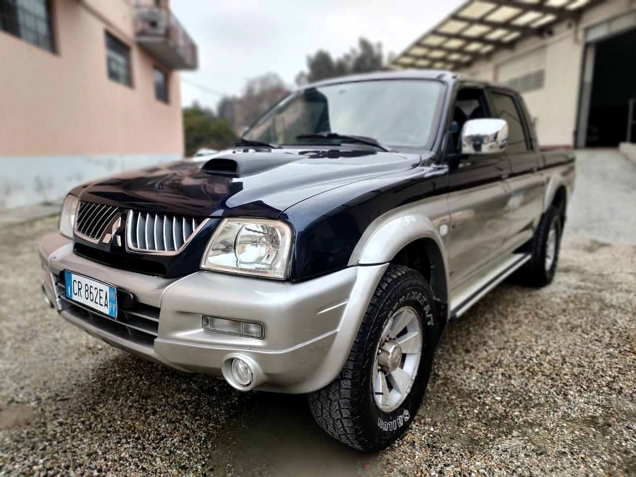 Mitsubishi L200 2.5 TD 4WD Double Cab AUT+GANCIO