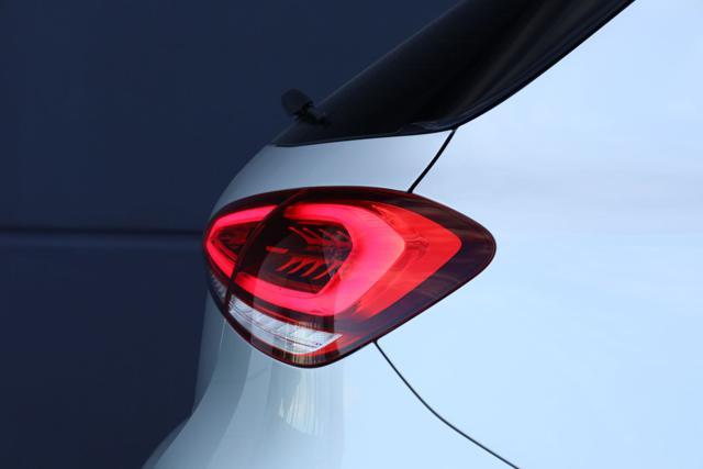 MERCEDES-BENZ A 180 d Automatic