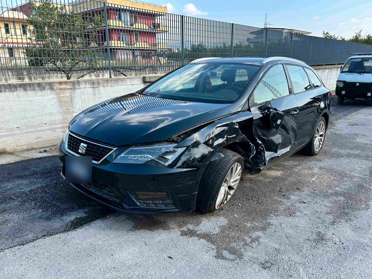 Seat Leon 1.5 TGI Metano 130CV - 2020 Incidentata