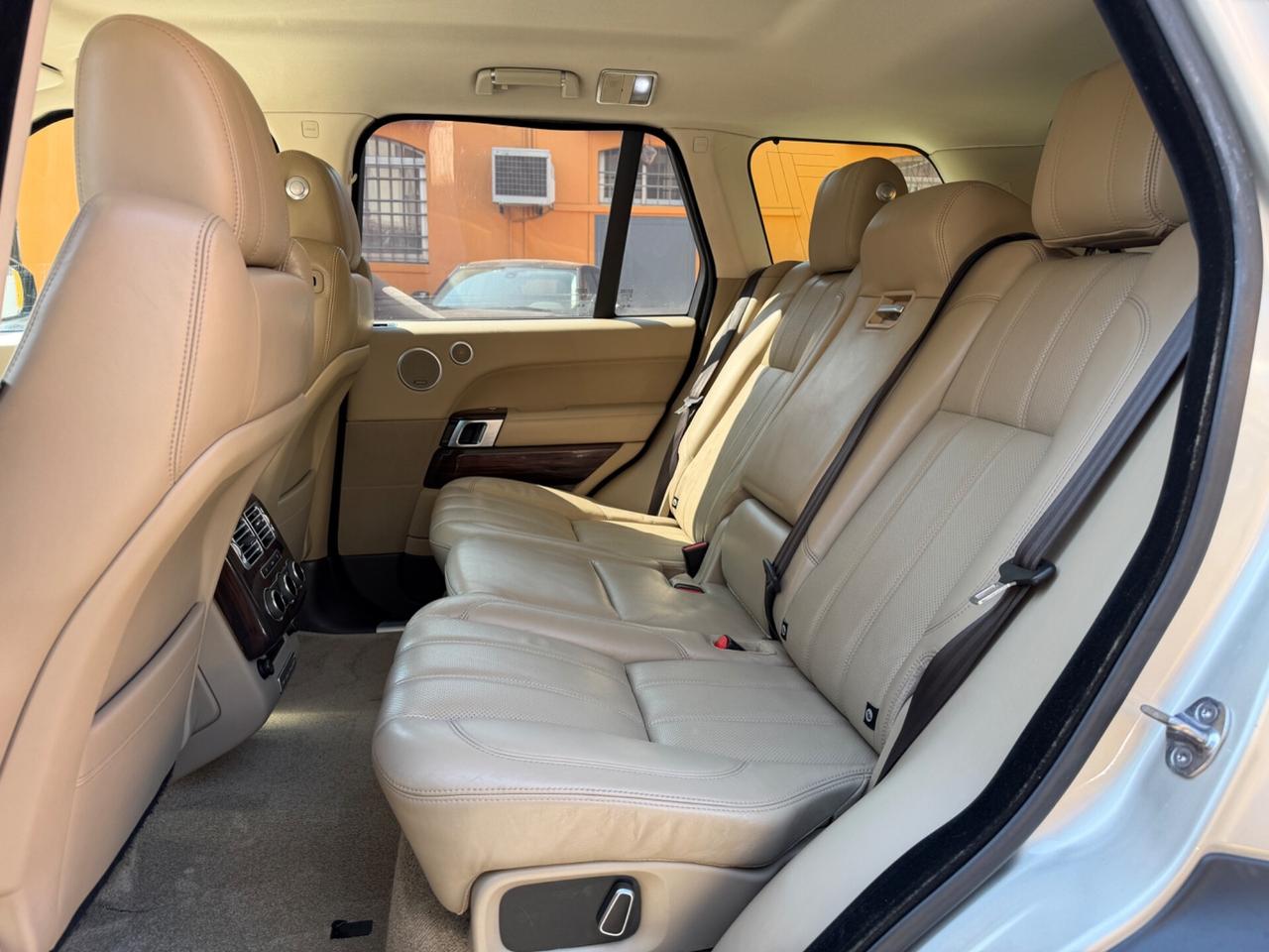 Land Rover Range Vogue 3.0 TDV6 AUTOBIOGRAPHI