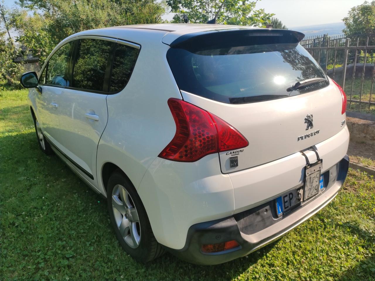 Peugeot 3008 HYbrid4
