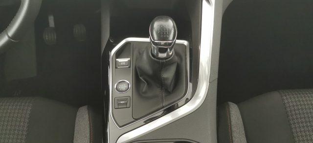 PEUGEOT 3008 BlueHDi 130 S&S Active Business