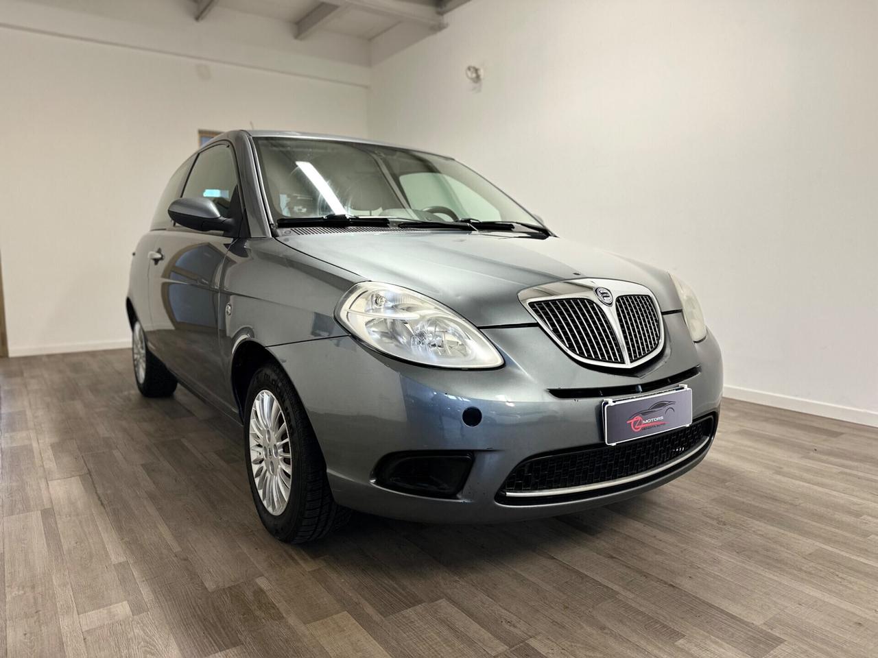 Lancia Ypsilon 1.2 GPL NEOPATENTATI