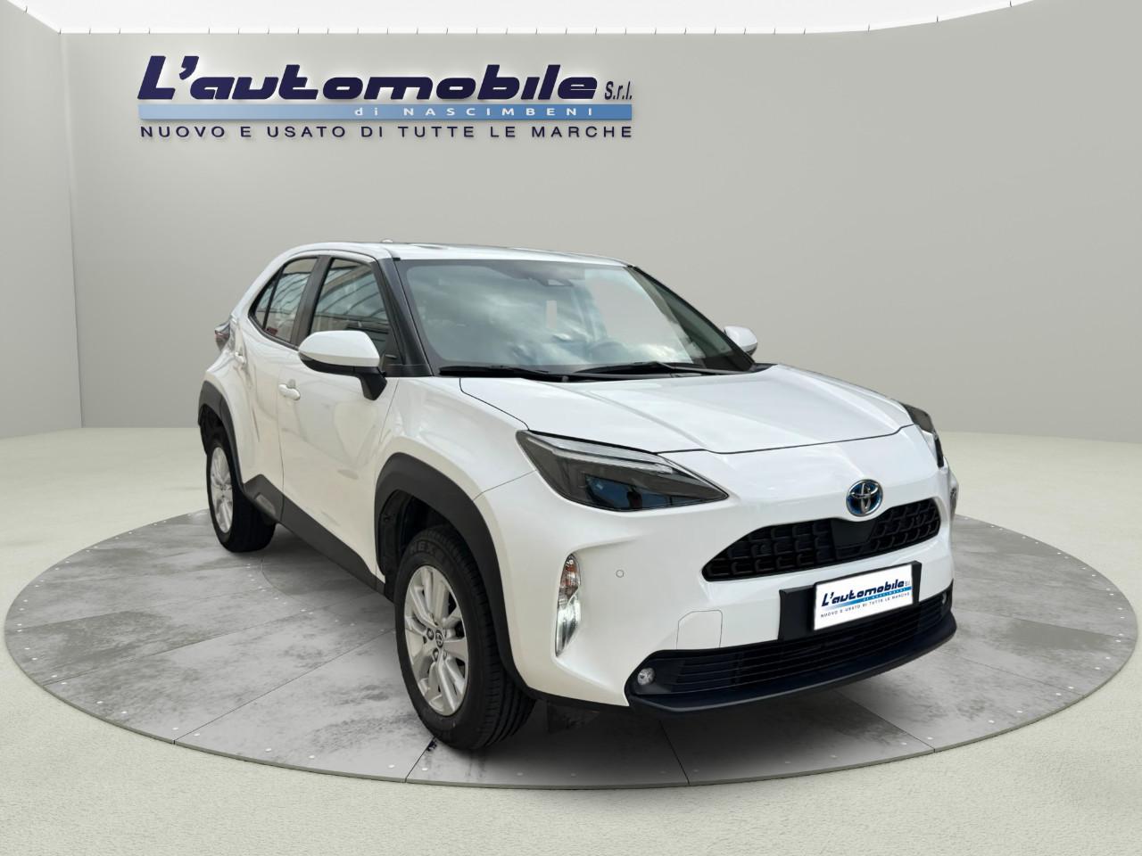 Toyota Yaris Cross 1.5h Business awd-i 116cv e-cvt NAVI
