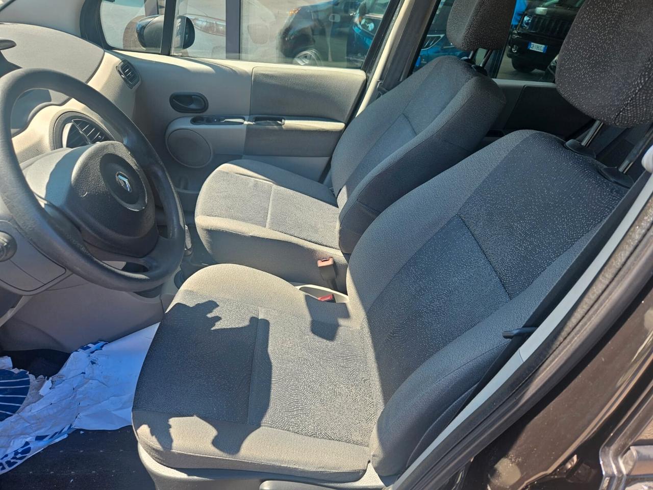 Renault Modus 1.2 16V Luxe Dynamique