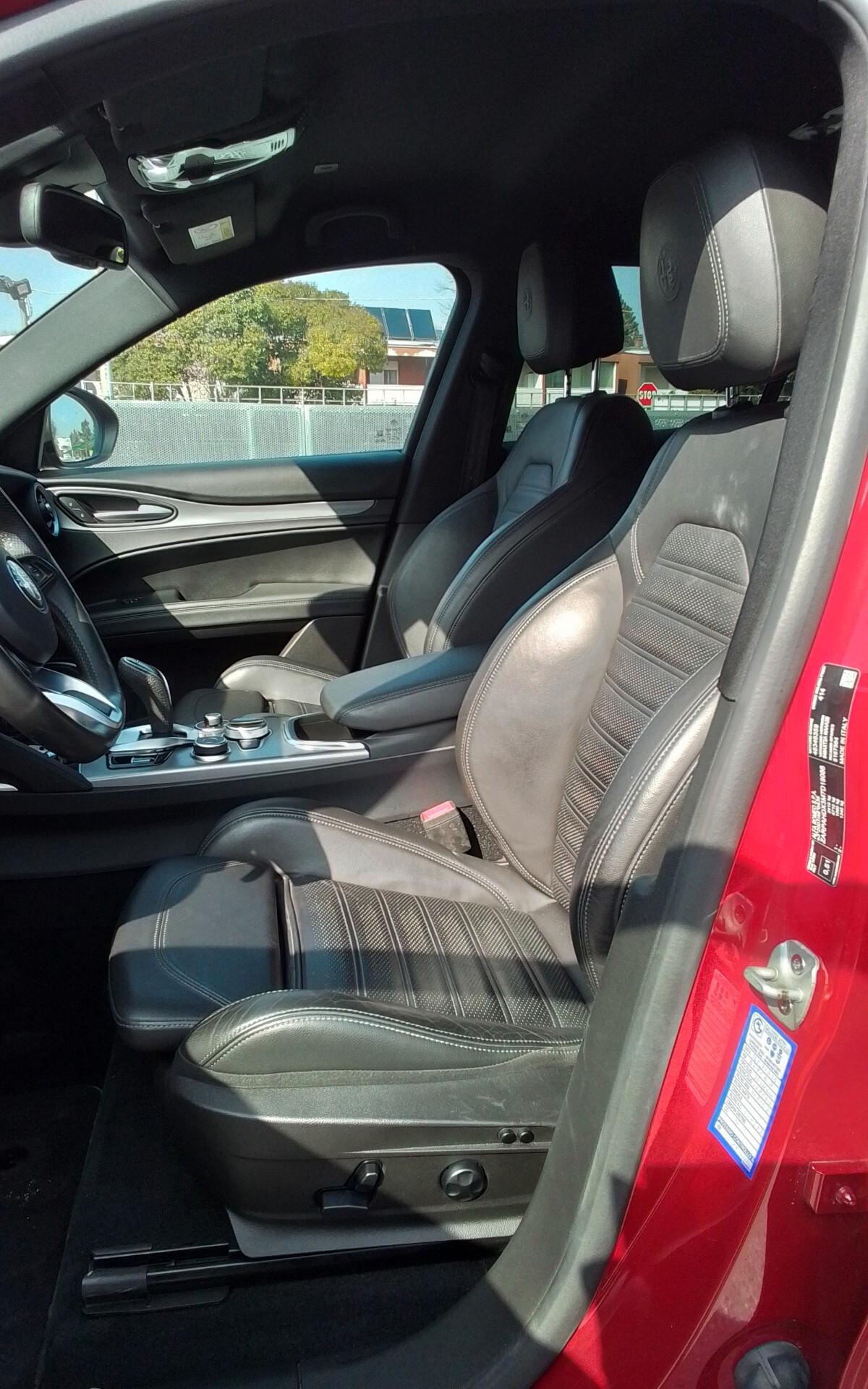 Alfa Romeo Stelvio 2.2 Turbodiesel 210 CV AT8 Q4 Veloce