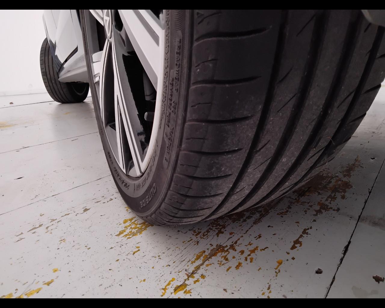 VOLKSWAGEN Polo VI 2022 - Polo 1.0 tsi R-Line 95cv