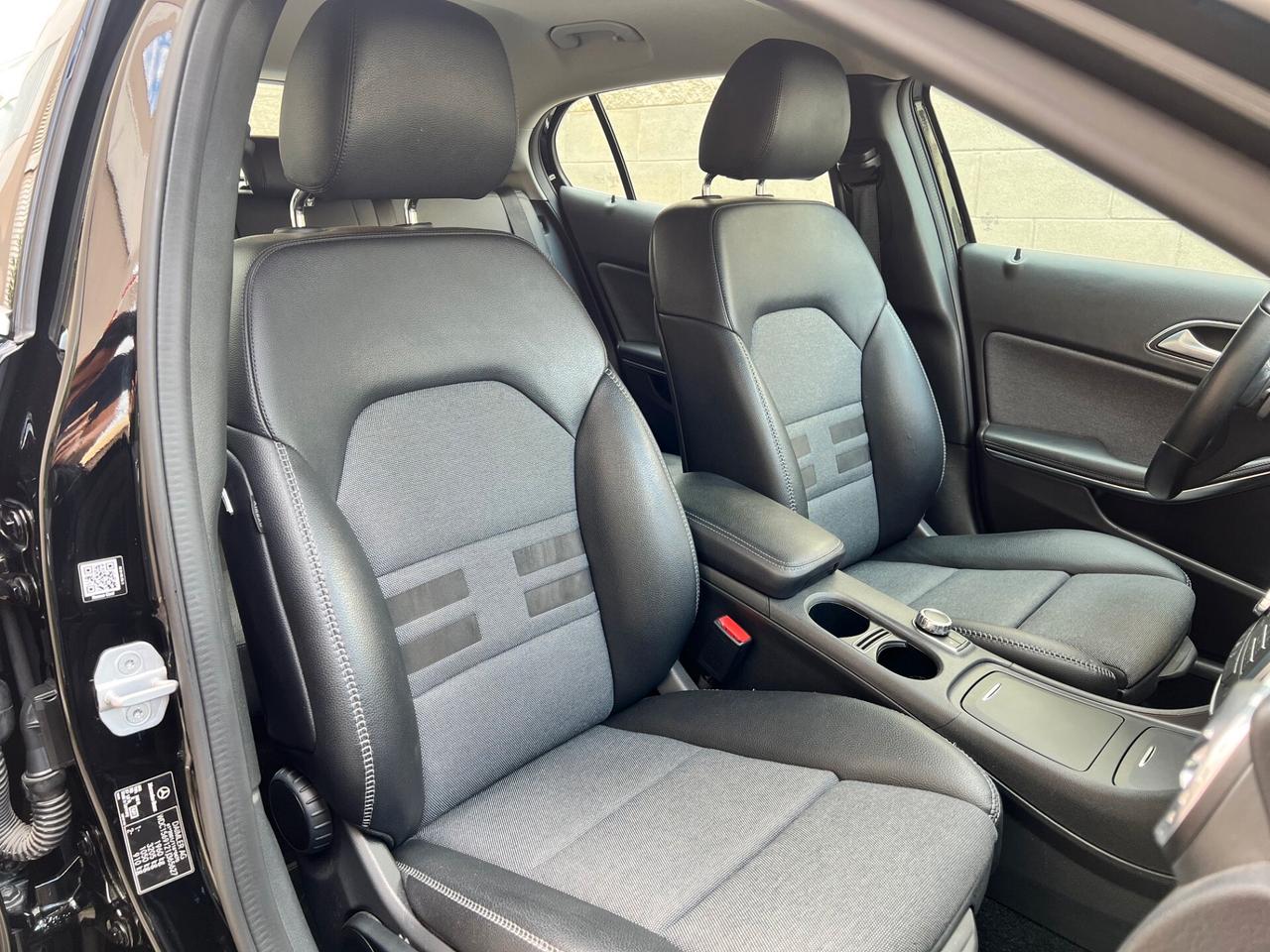Mercedes-benz GLA 180 d 109cv EXECUTIVE AUTOM. NAVI/PELLE/CAMERA PERF.