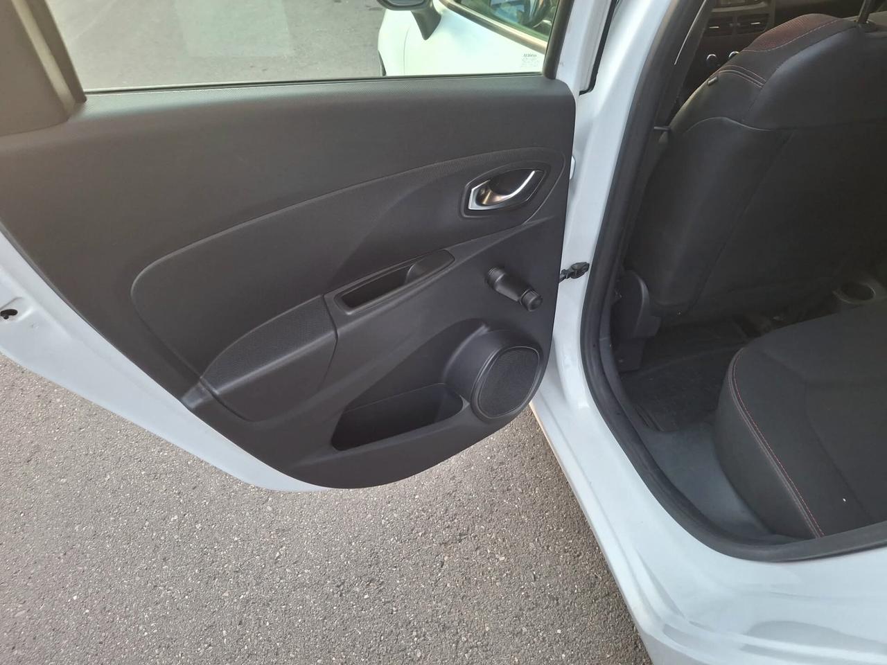 Renault Clio Sporter 1.5 dCi 8V 75CV Wave