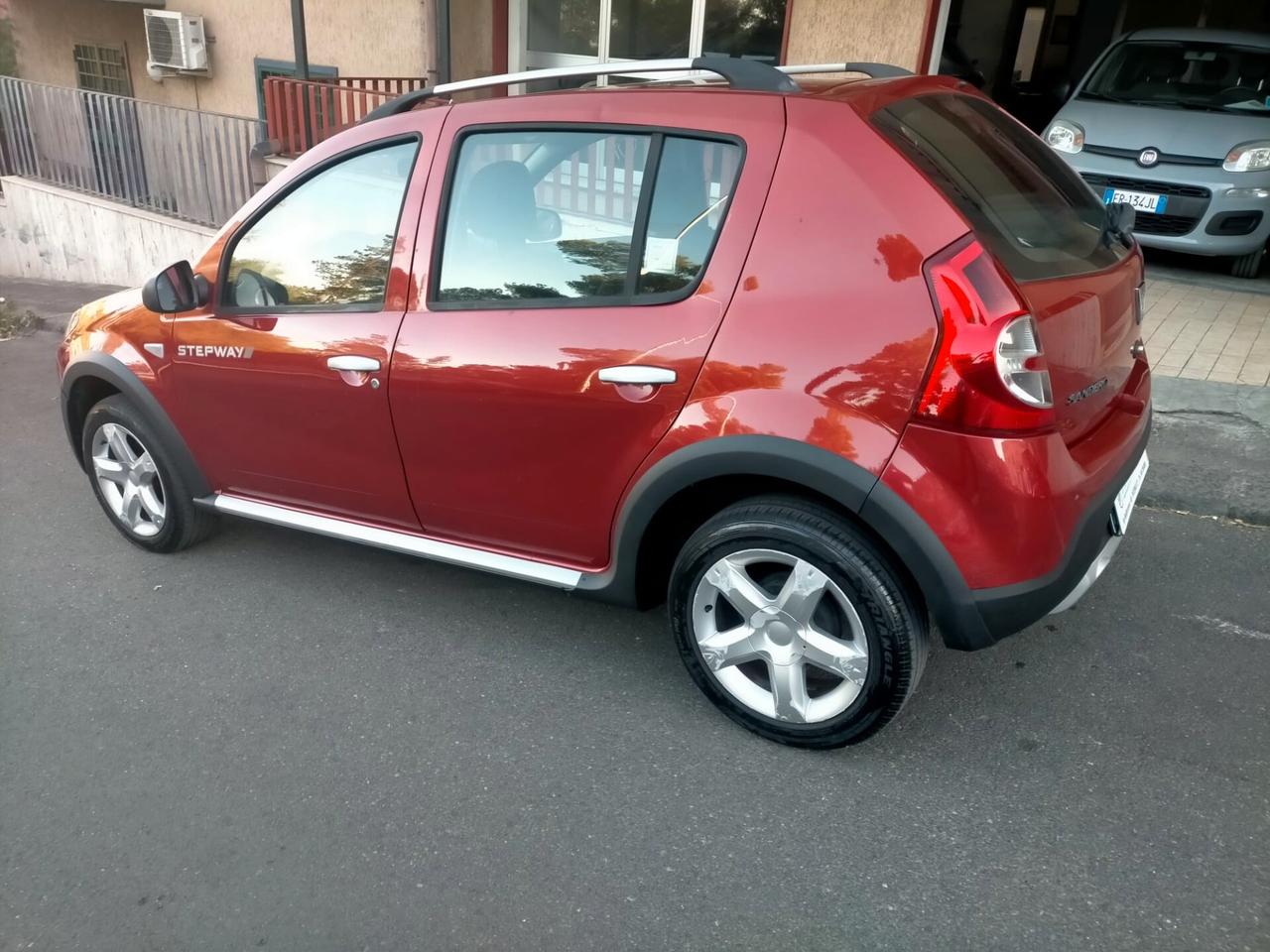 Dacia Sandero Stepway 1.6 8V GPL 85CV