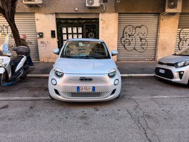 Fiat 500 500e Berlina 42 kWh Icon