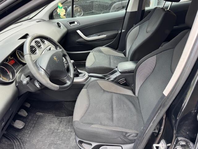 Peugeot 308 1.6 HDi 90CV 5p. Premium