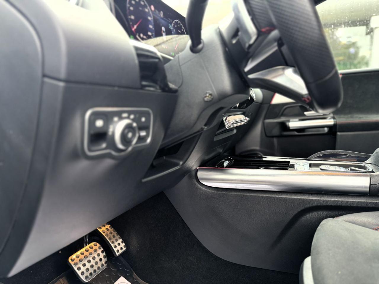 MERCEDES-BENZ B 180 Automatic AMG Line Premium CV 136 Garanzia Uff