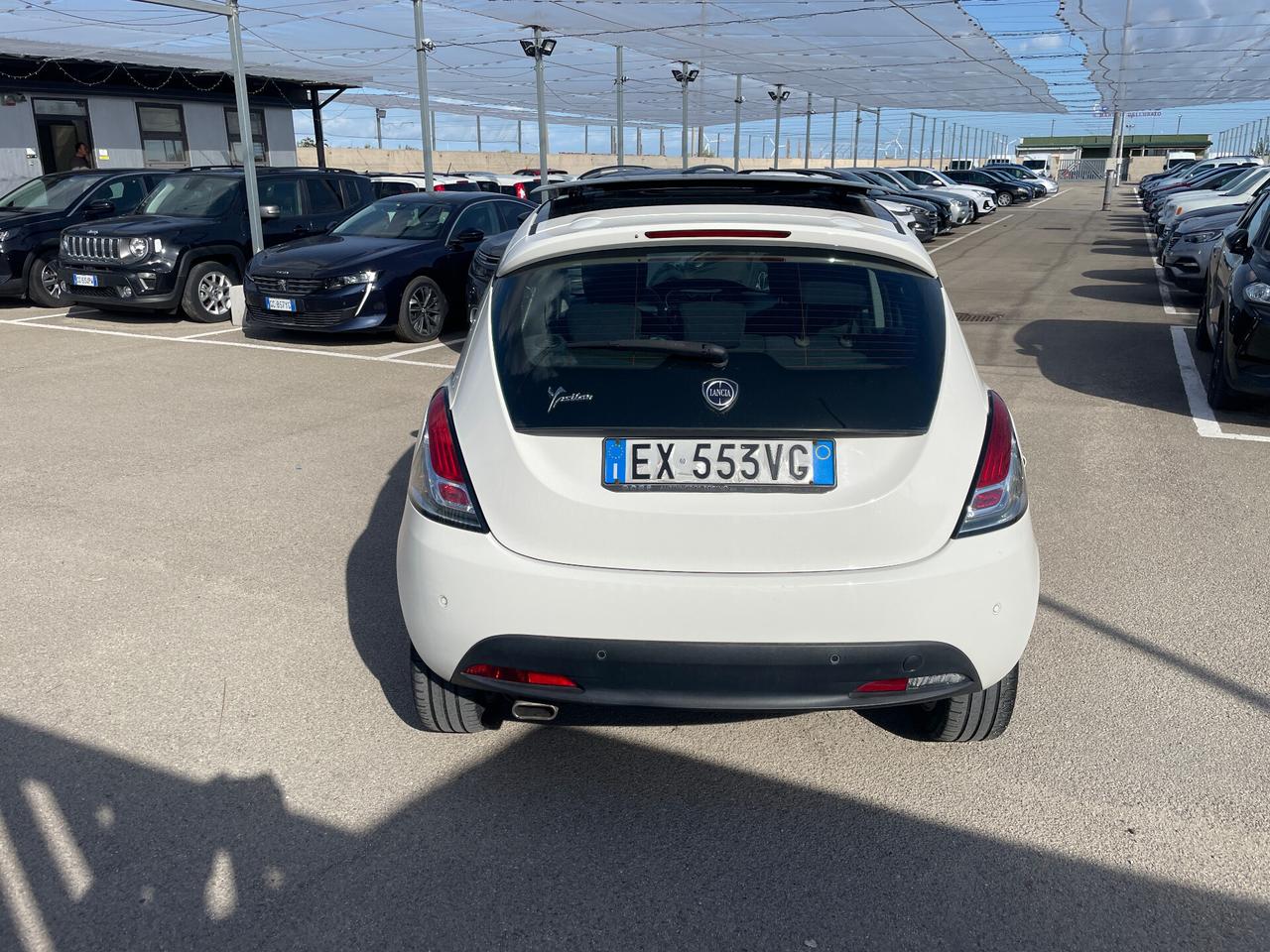 Lancia Ypsilon 1.3 MJT 16V 95 CV 5 porte Gold-TETTO