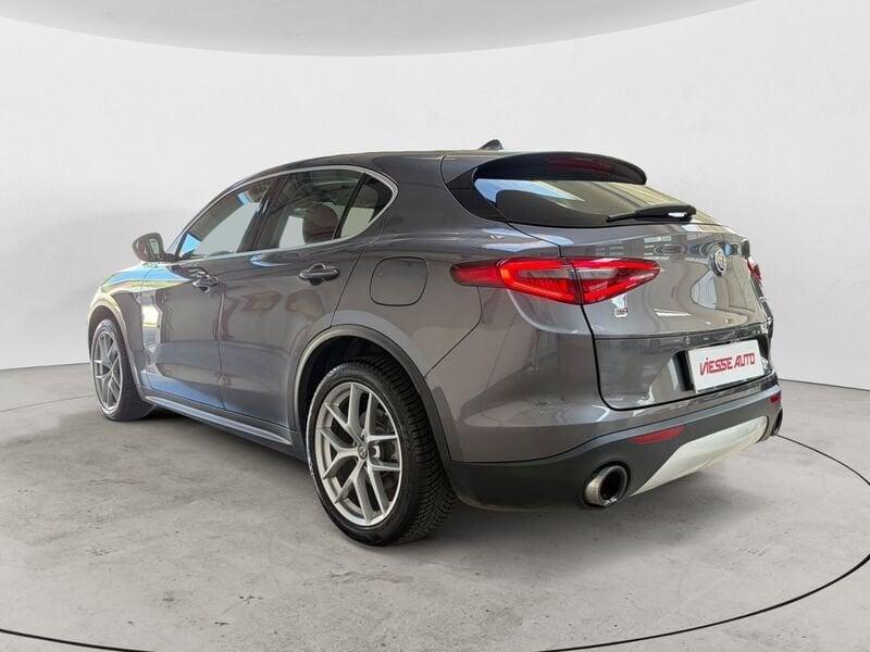 Alfa Romeo Stelvio 2.0 Turbo Benzina 280CV AT8 Q4 Executive