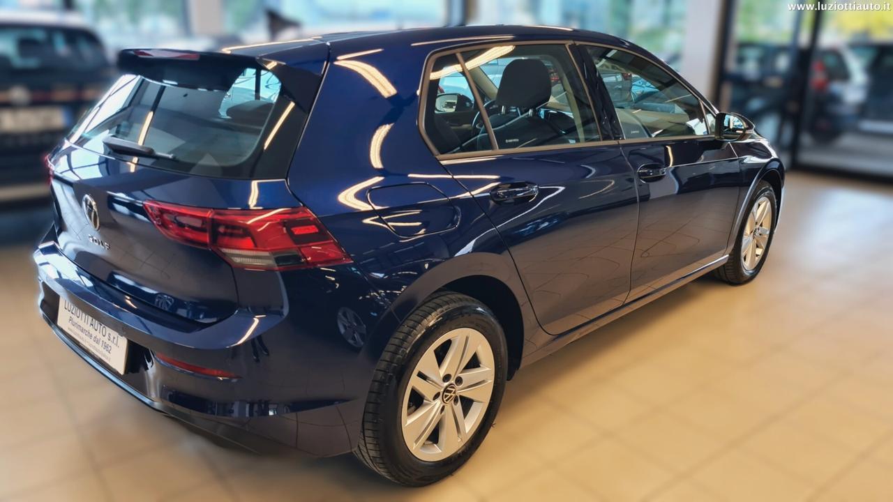 Volkswagen Golf 8 1.5 TGI LIFE