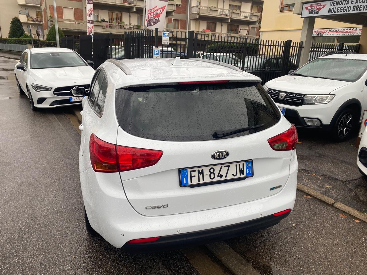 Kia Ceed cee'd 1.6 CRDi 136 CV DCT SW EcoDynamics Business Class