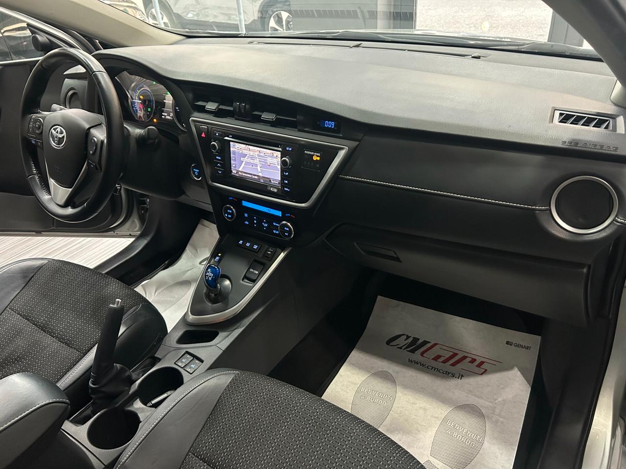 Toyota Auris Touring Sport 1.8 Hybrid Lounge 136cv +Tetto FULL