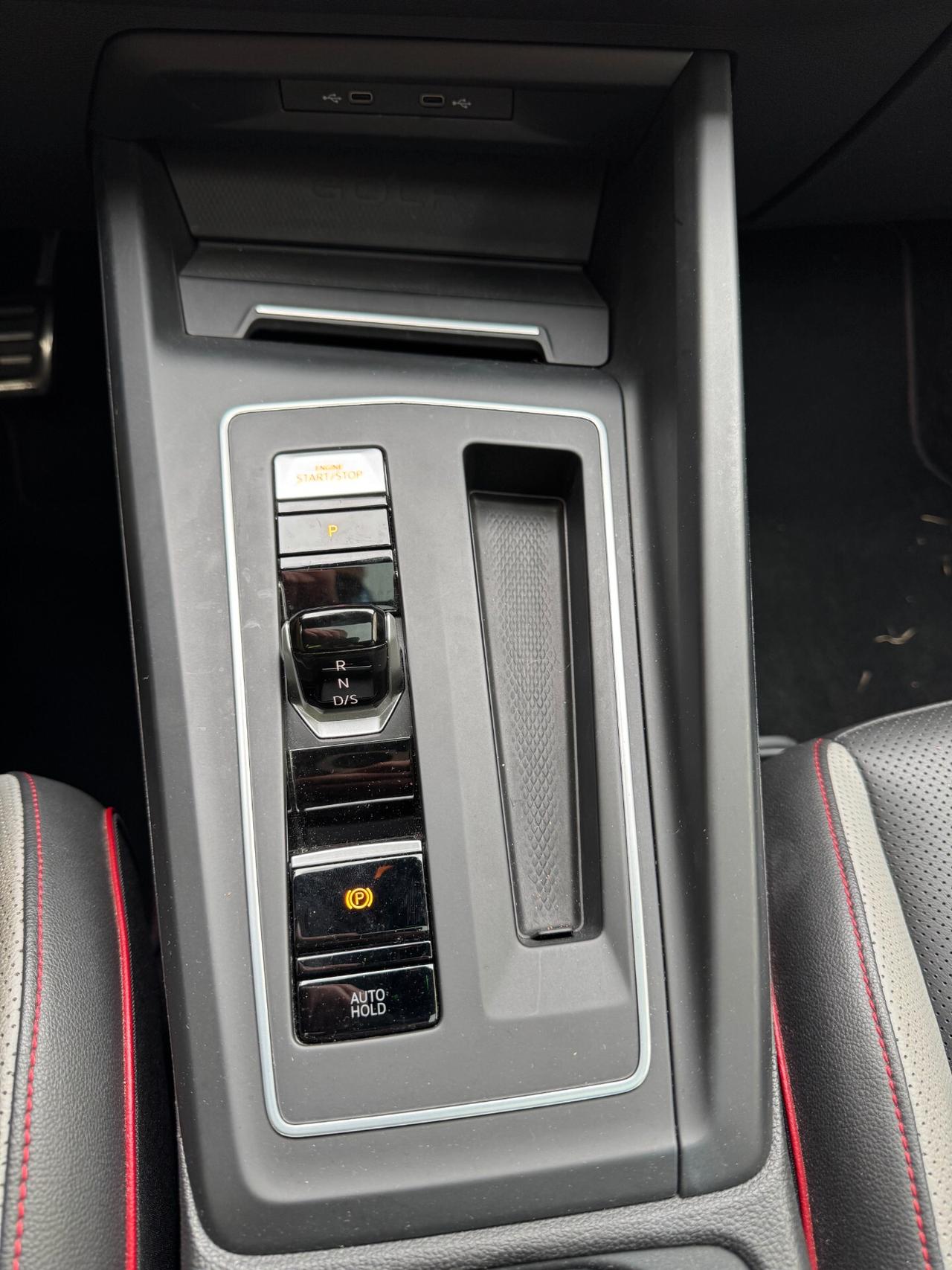 Volkswagen Golf 2.0 TSI GTI 245cv