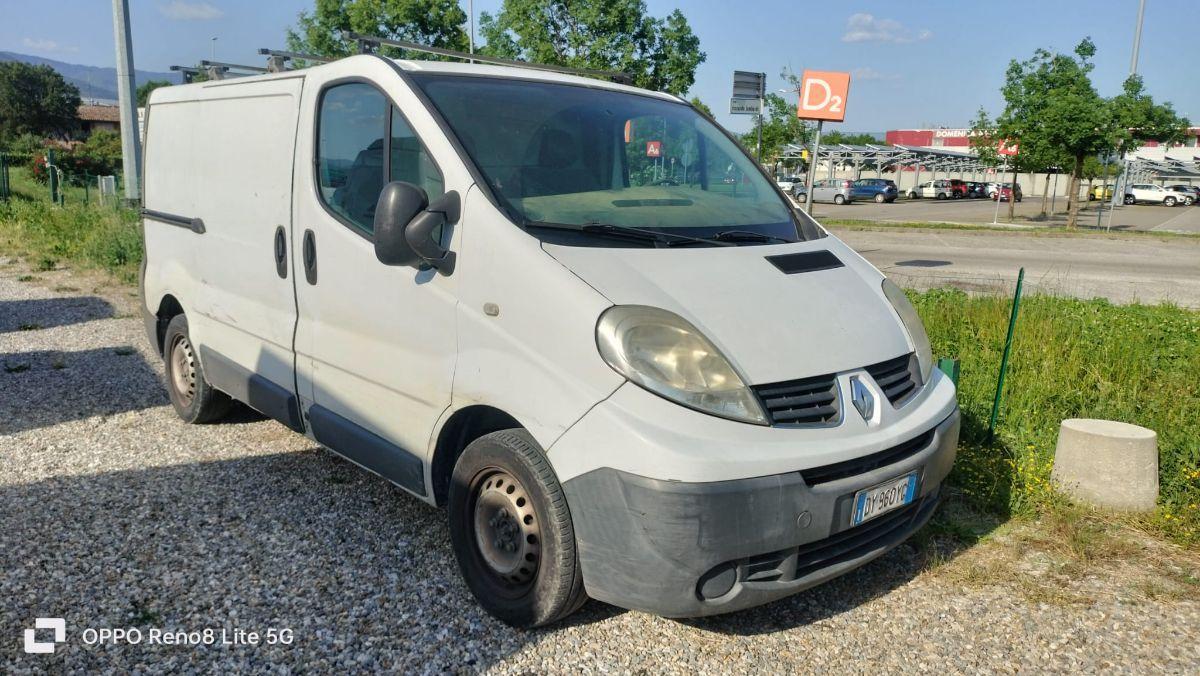 RENAULT trafic T27 2.0 dci 115cv L1H1 trafic T27 2.0 dci 115cv L1H1