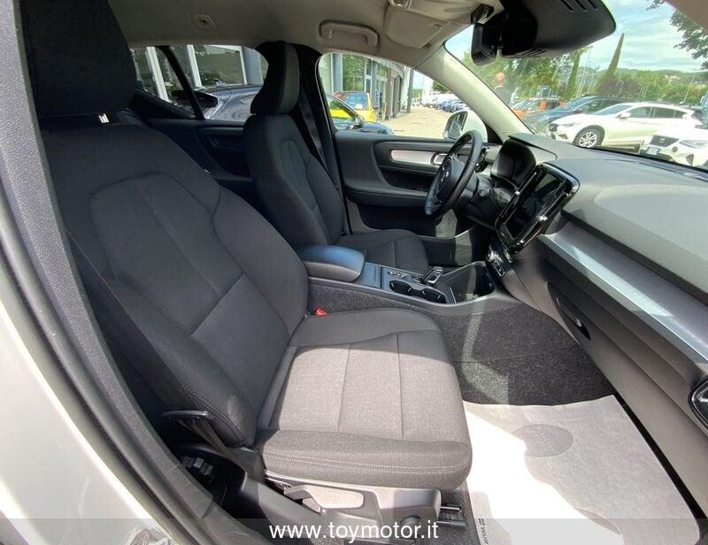 Volvo XC40 (2017-) D3 Geartronic Momentum