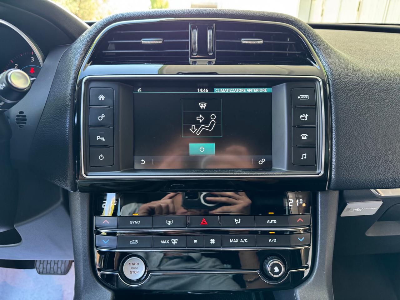 Jaguar F-Pace 2.0d Prest. AWD 180Cv GARANZIA24MESI