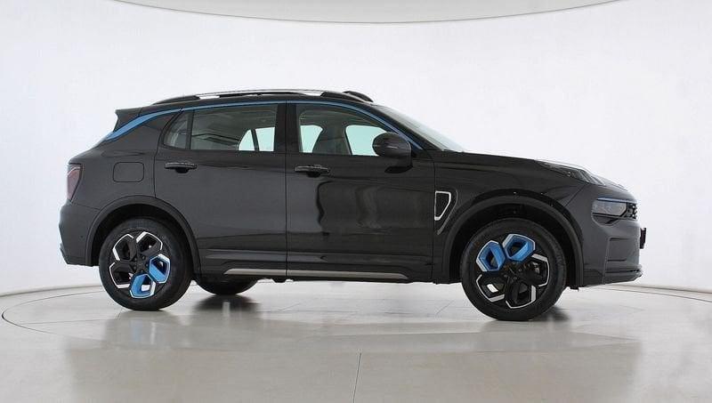 Lynk & Co 01 01 PHEV