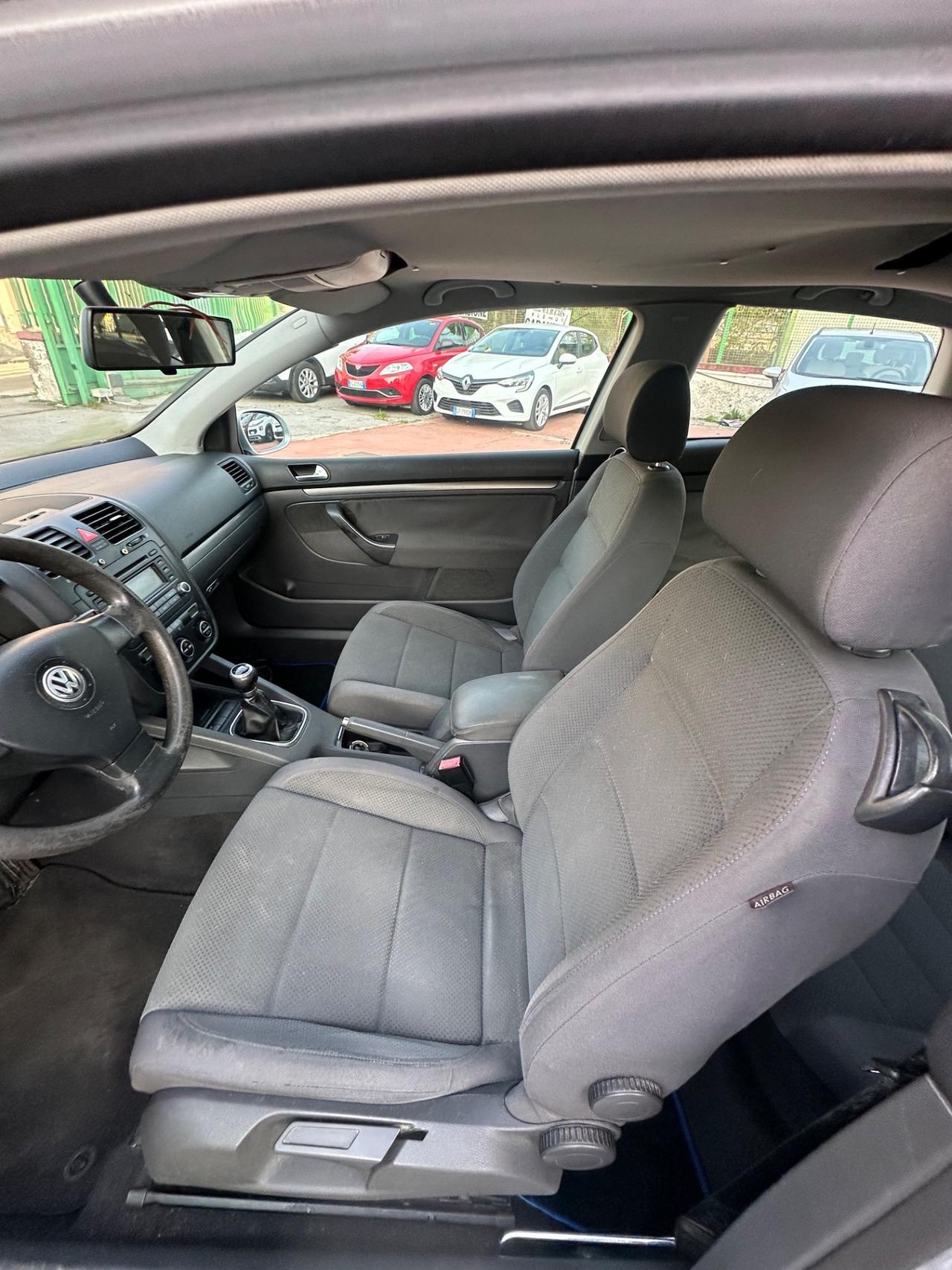 Volkswagen Golf 1.9 TDI 4mot. 3p. Sportline