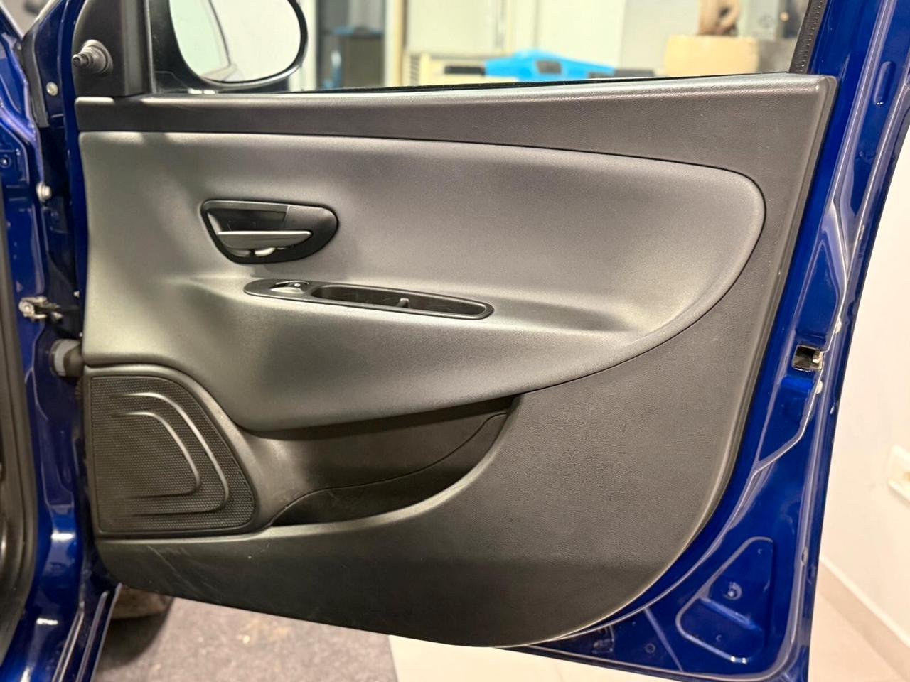 Lancia Ypsilon 1.2 69 CV 5 porte GPL Ecochic Elefantino 2015