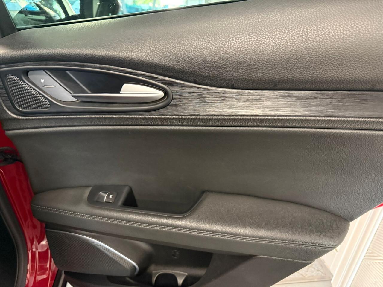 Alfa Romeo Stelvio 2.2 Turbodiesel 160 CV AT8 RWD Business