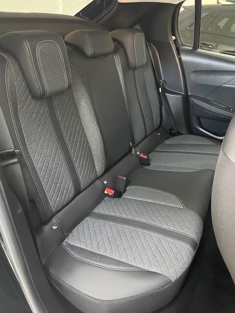 Peugeot 208 PureTech 100 Stop&Start 5 porte Allure