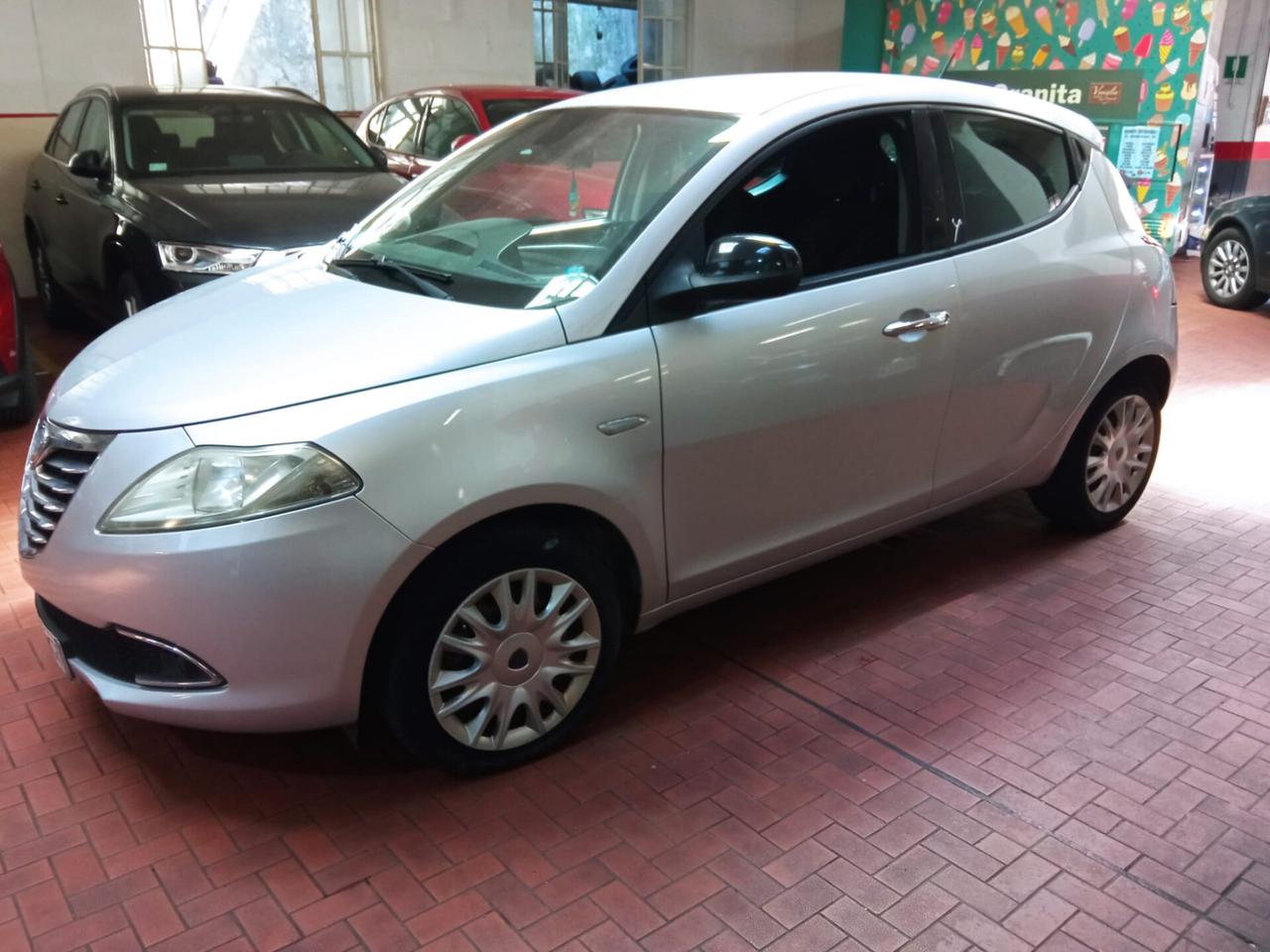 Lancia Ypsilon 1.3 MJT 16V 95 CV 5 porte S&S Platinum