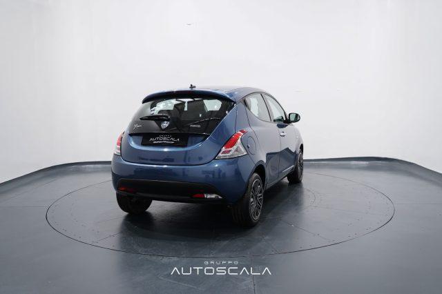 LANCIA Ypsilon 1.0 FireFly 5 porte S&S Hybrid Silver Plus