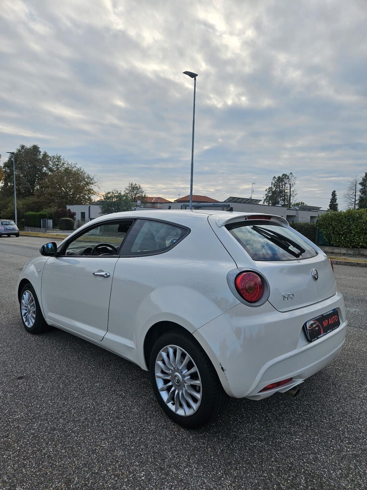 Alfa Romeo MiTo 1.3 JTDm 85 CV NEOPATENTATI
