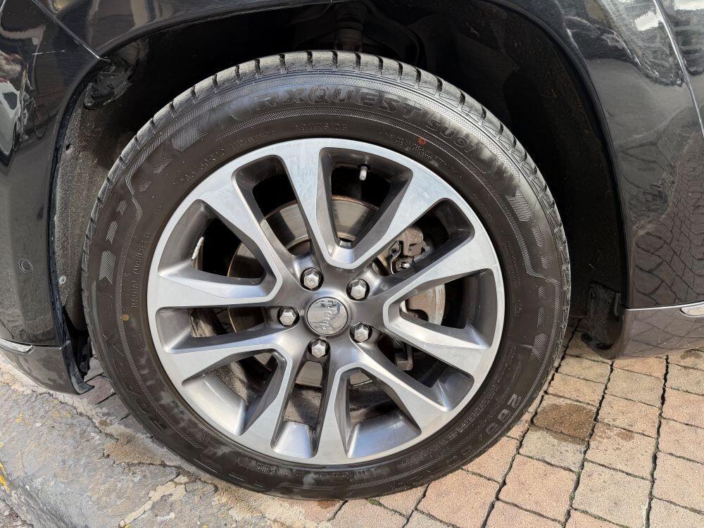JEEP GRAND CHEROKEE 3.0 CRDI 250 CERTIFICATA NUOVA