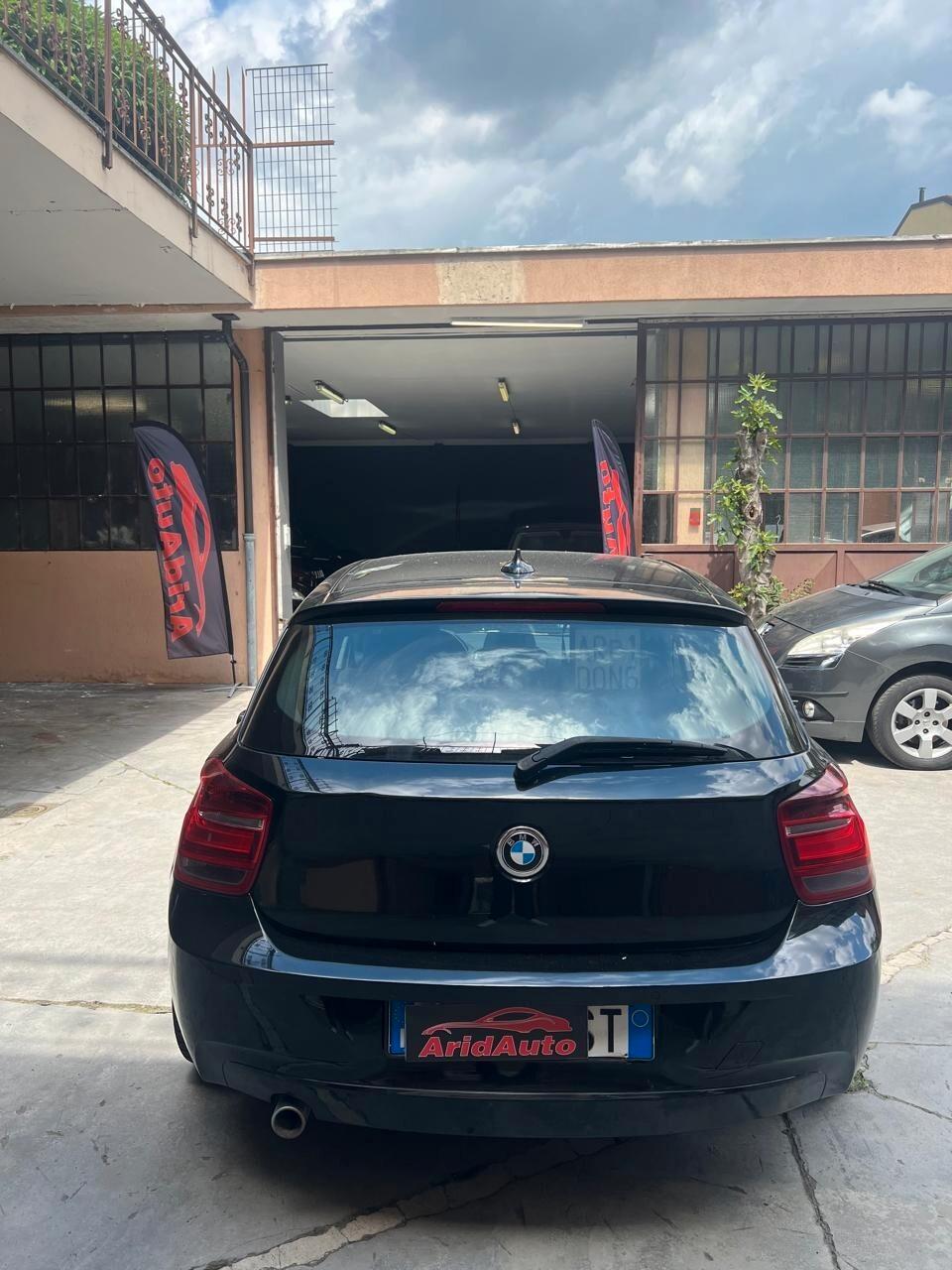 Bmw 118 118d 5p. Sport