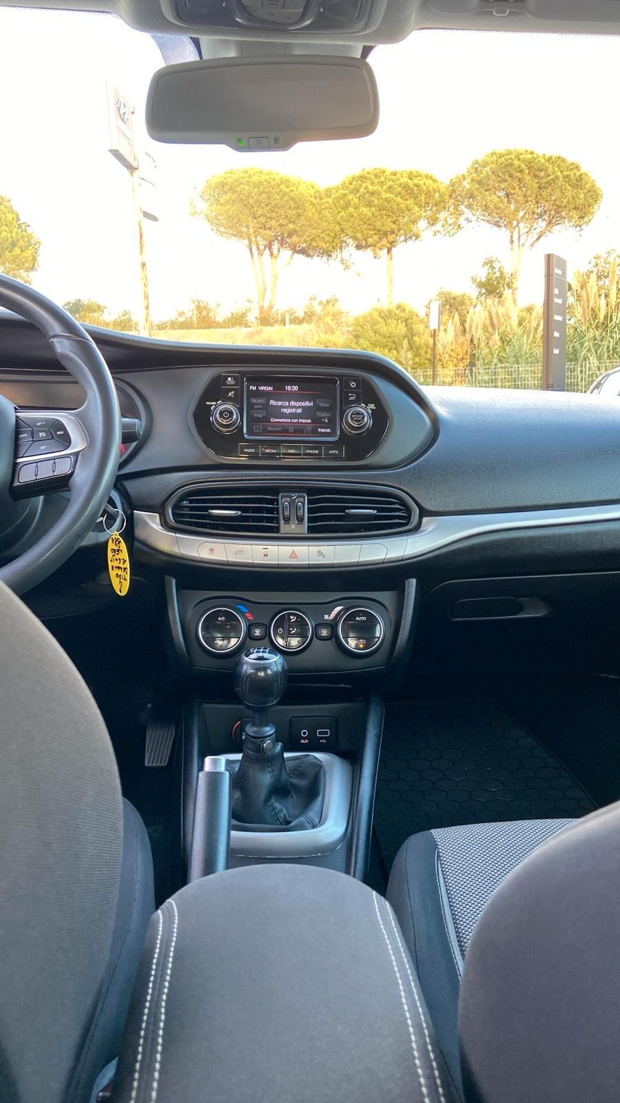 Fiat Tipo 1.6 Mjt 4 porte Opening Edition