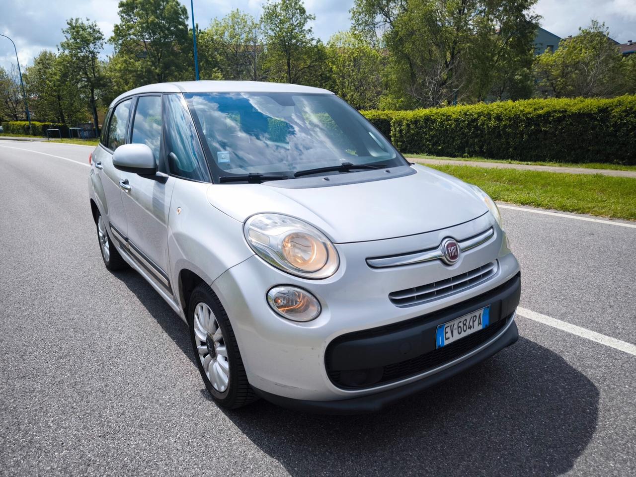FIAT 500L LIVING 1,6 MJT- LOUNGE- OK NEOPATENTATI