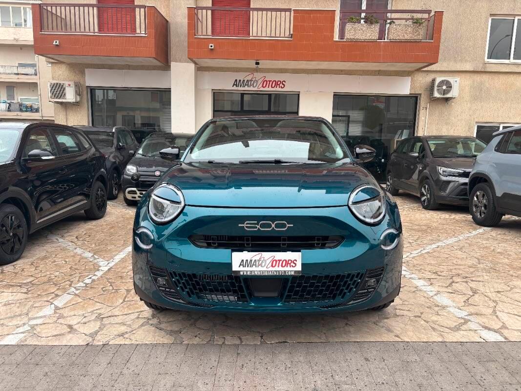 Fiat 600 1.2 hybrid Icon 110cv auto