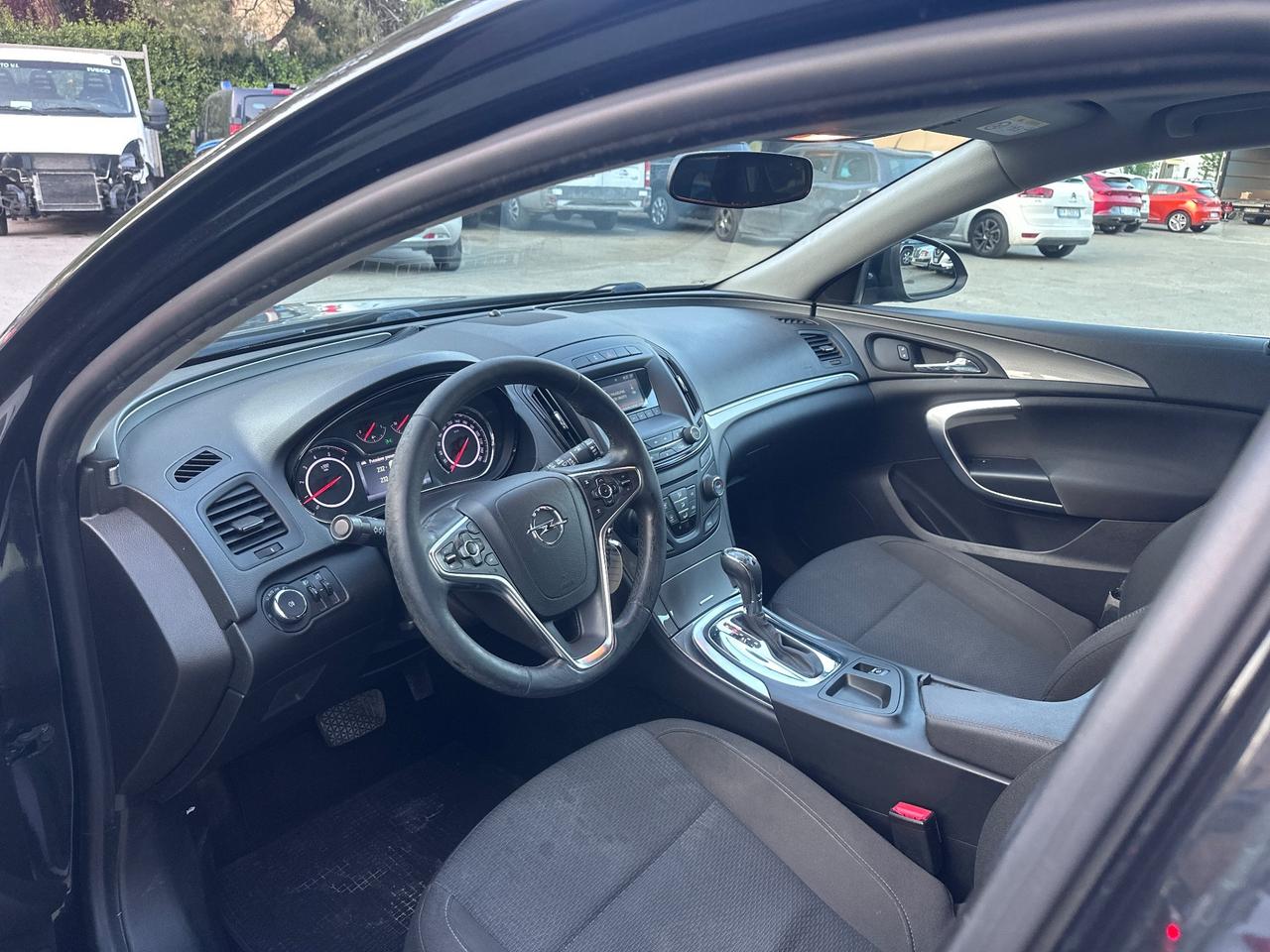 Opel Insignia 1.6 CDTI 136CV Sports Tourer automatico Cosmo